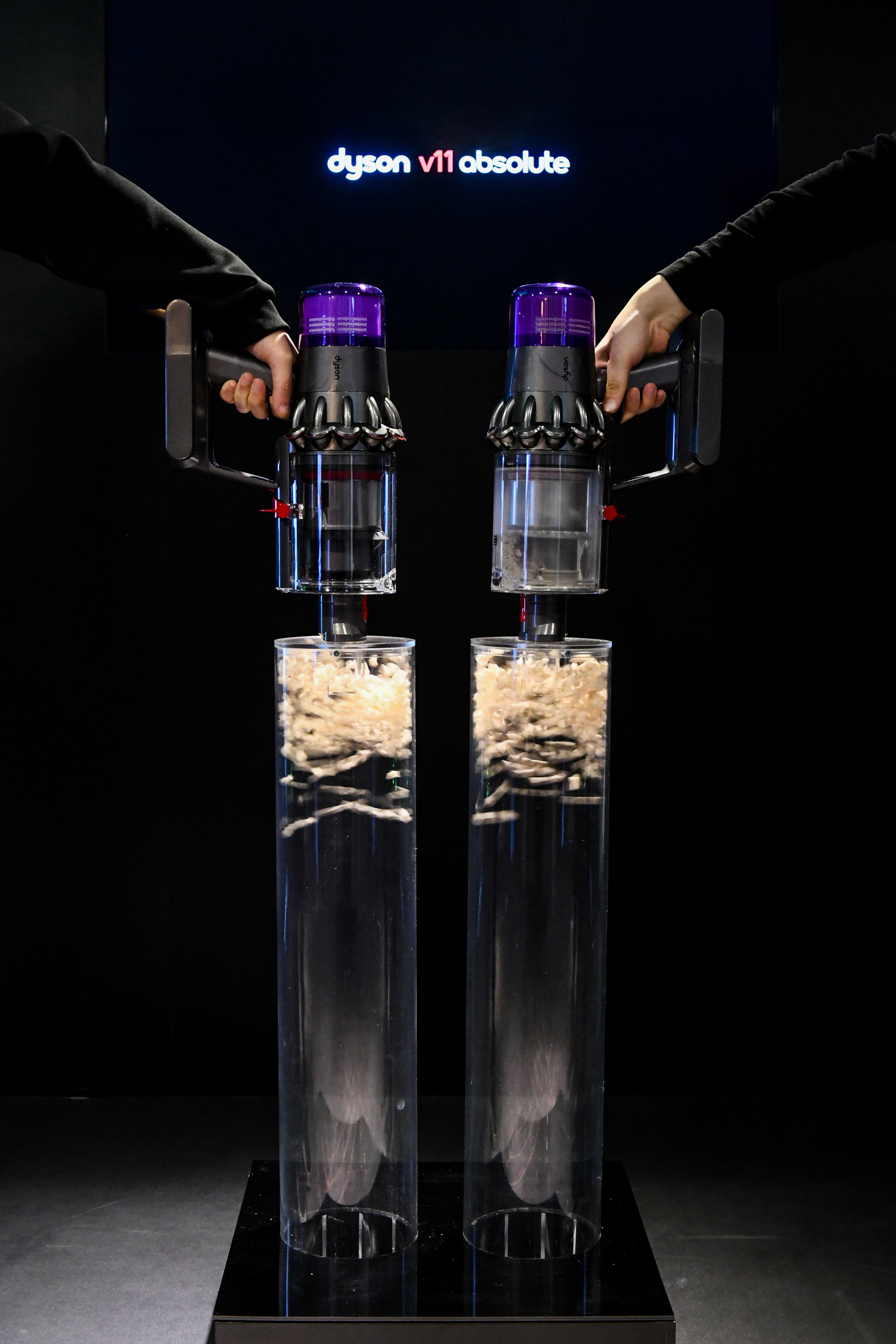 戴森最強(qiáng)勁的無繩吸塵器，吸力比戴森V10無繩吸塵器提高40%-鋒巢網(wǎng)