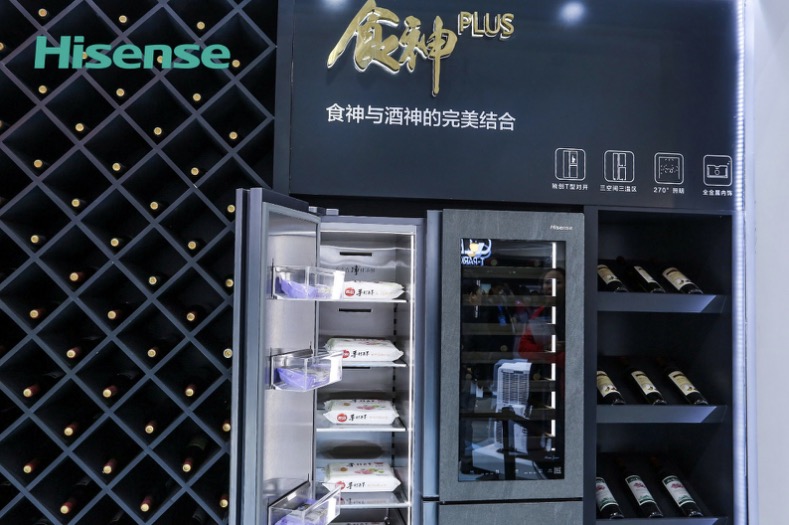 AWE2019“AI加持”已坐實 ??智能成海信家電產品“標配”-鋒巢網