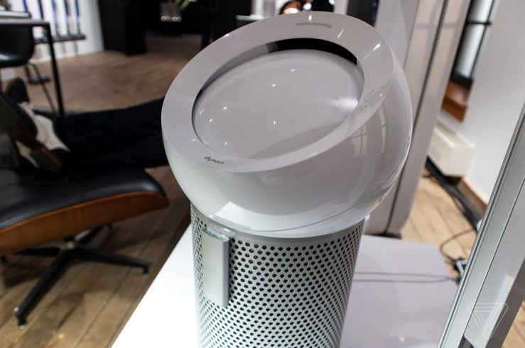 戴森的新環(huán)境燈有望使用60年，并內(nèi)置USB-C端口-鋒巢網(wǎng)