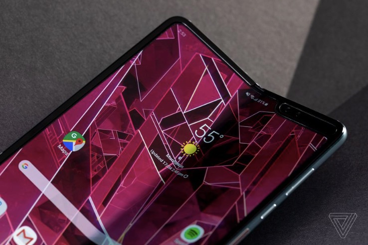 AT&T現(xiàn)在告訴客戶Galaxy Fold將于6月13日上市-鋒巢網(wǎng)