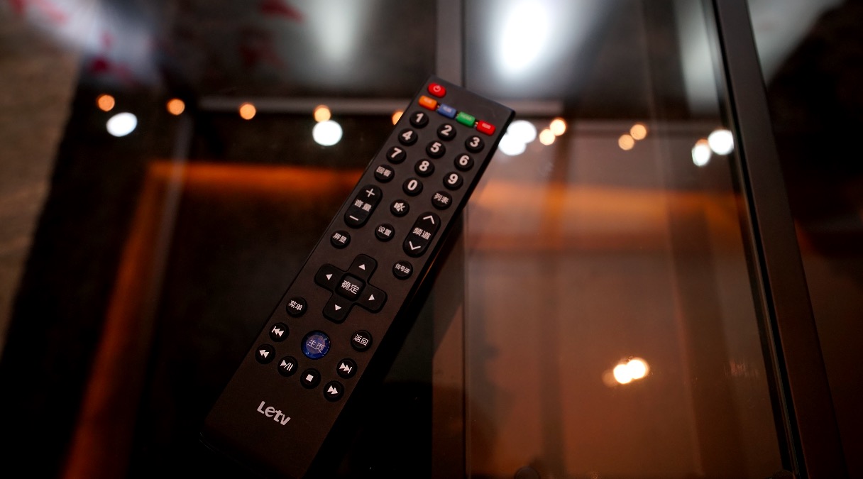 樂融Letv超強(qiáng)回歸：聯(lián)手漫威，起航健康“凈藍(lán)”護(hù)眼-鋒巢網(wǎng)