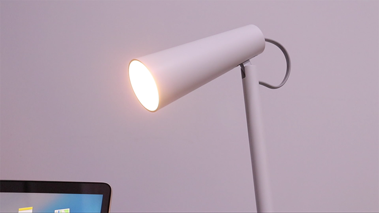 從此照明不用線！米家充電臺燈體驗-鋒巢網(wǎng)