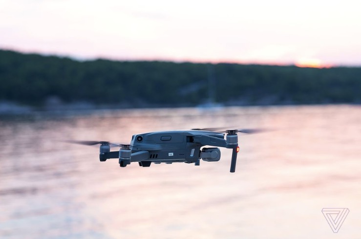 大疆似乎正在制造其首款FPV比賽無人機(jī)-鋒巢網(wǎng)