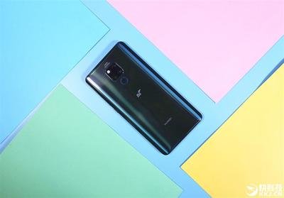 蘇寧再售5G手機(jī) 華為Mate 20X 5G版8月16日亮相-鋒巢網(wǎng)