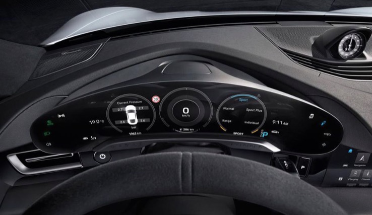 保時(shí)捷在9月4日前展示了其首款電動(dòng)車的內(nèi)飾-鋒巢網(wǎng)