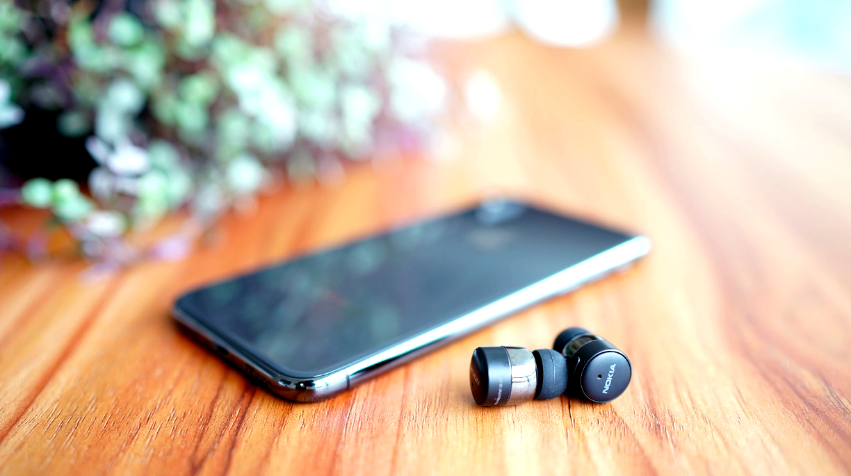 超強(qiáng)降噪真的香:Nokia BH-705真無線藍(lán)牙耳機(jī)圖賞體驗(yàn)-鋒巢網(wǎng)