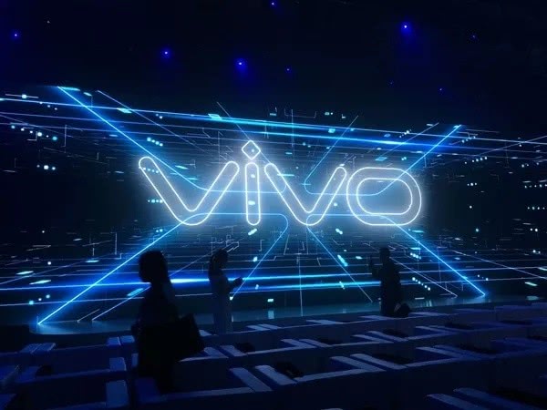 vivo還是oppo？5G首捷將屬于誰呢-鋒巢網(wǎng)