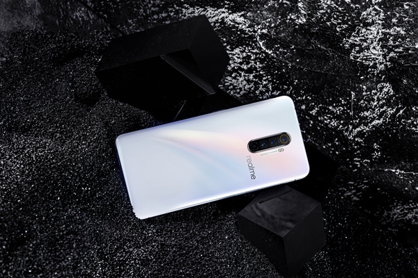 不低于2699  realme X2 Pro即將發(fā)售-鋒巢網(wǎng)