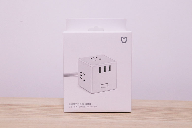 出差旅行神器 米家魔方轉(zhuǎn)換器一個(gè)就夠了！-鋒巢網(wǎng)