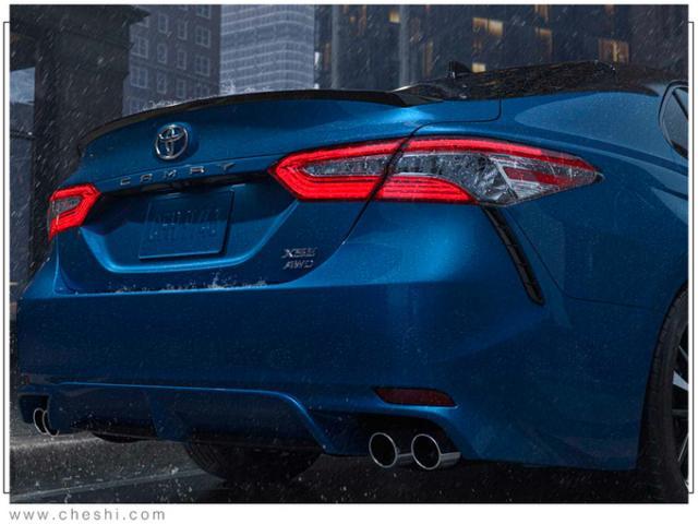 預(yù)熱！豐田新款凱美瑞官圖曝光-鋒巢網(wǎng)