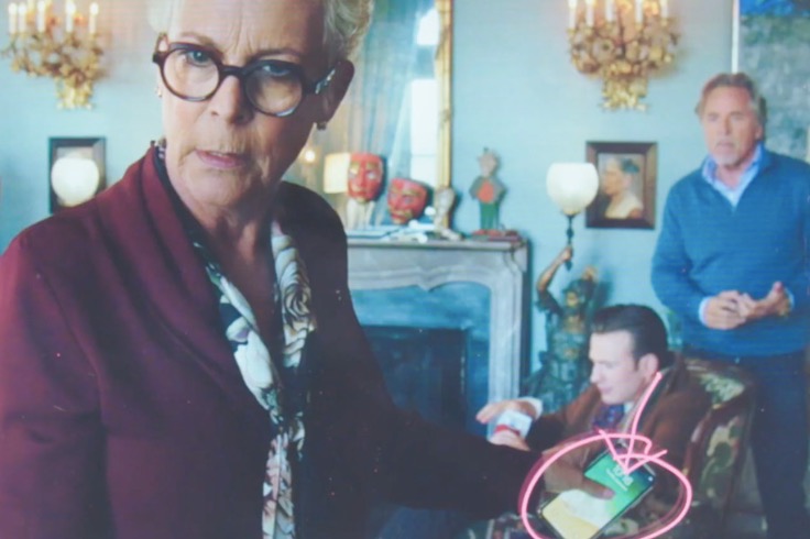 《Knives Out》的導(dǎo)演說，蘋果公司不會讓壞人在電影中使用iphone-鋒巢網(wǎng)