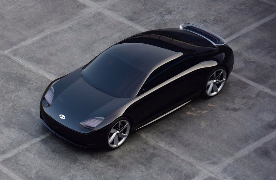 用搖桿駕駛！現(xiàn)代全新電動概念車不用方向盤-鋒巢網(wǎng)