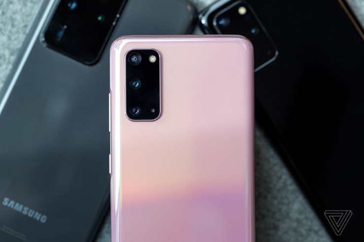 在美國(guó)三星和谷歌將在6月30日前為醫(yī)護(hù)人員提供免費(fèi)的手機(jī)維修服務(wù)-鋒巢網(wǎng)