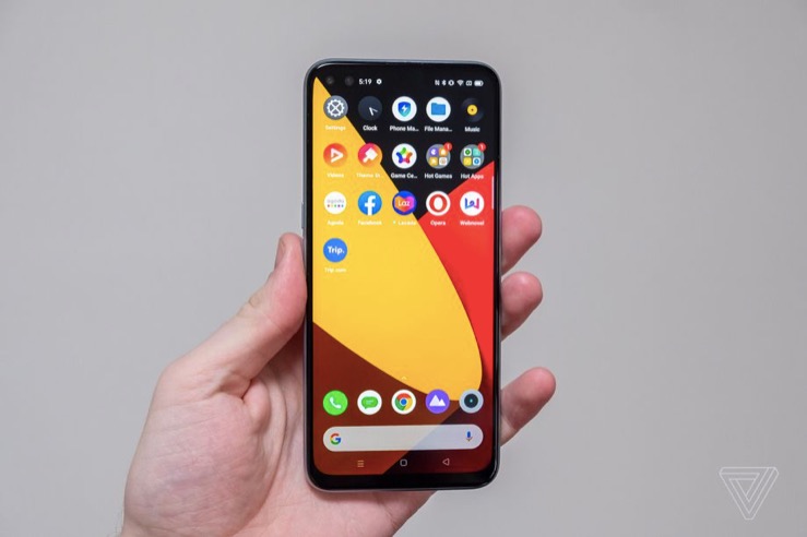 Realme公布?xì)W洲旗艦499歐元與潛望鏡變焦和120Hz屏幕-鋒巢網(wǎng)