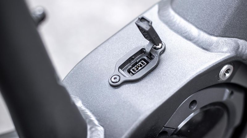 英國Triumph摩托車公司推出首款電動自行車-鋒巢網