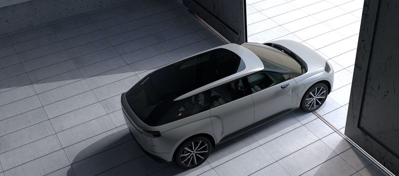 戴森公司分享了其被取消的電動SUV的新照片和視頻-鋒巢網(wǎng)