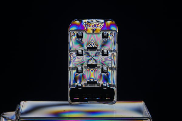 蘋果:中美兩國(guó),選誰(shuí)都不好過(guò)-鋒巢網(wǎng)