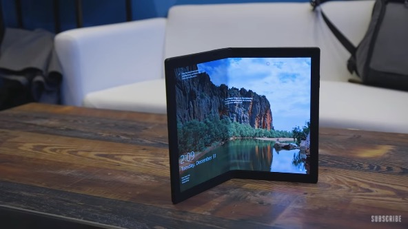 世界上第一臺(tái)可折疊個(gè)人電腦現(xiàn)在可以從聯(lián)想訂購-鋒巢網(wǎng)