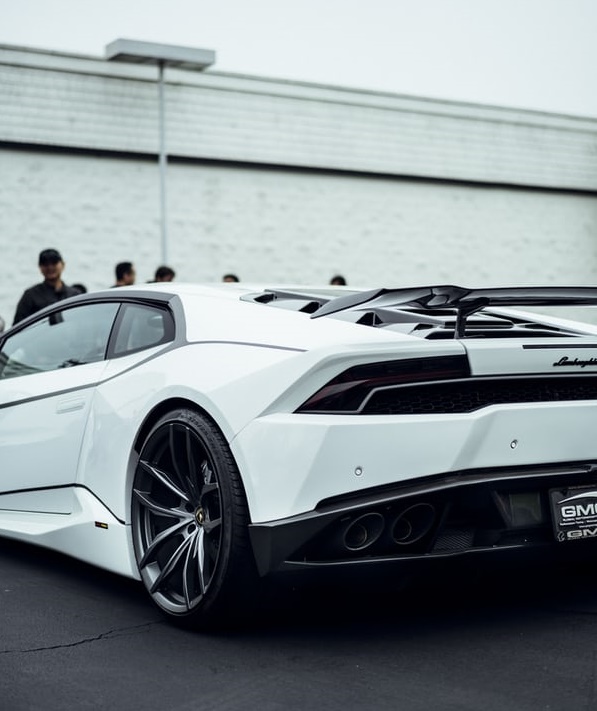 那些抄底蔚來的年輕人-鋒巢網(wǎng)