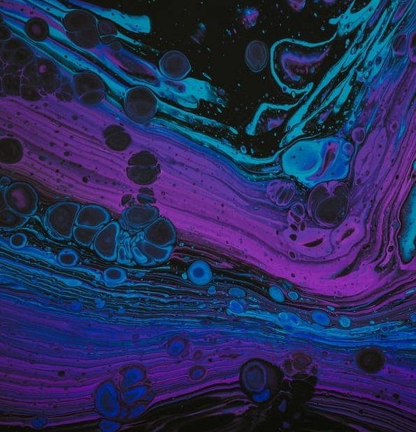 我的 AirPods Max 會(huì)自動(dòng)屏蔽窮人的聲音?-鋒巢網(wǎng)