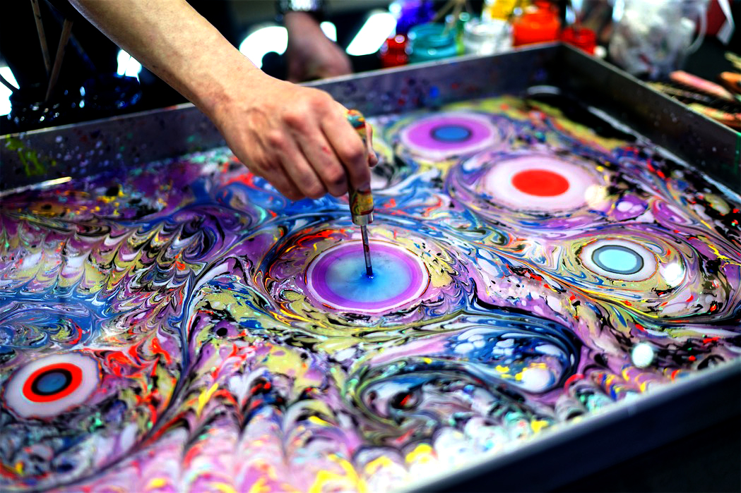 AWE2021：鋒巢網(wǎng)探館海信ULED，詮釋場(chǎng)景極致化-鋒巢網(wǎng)