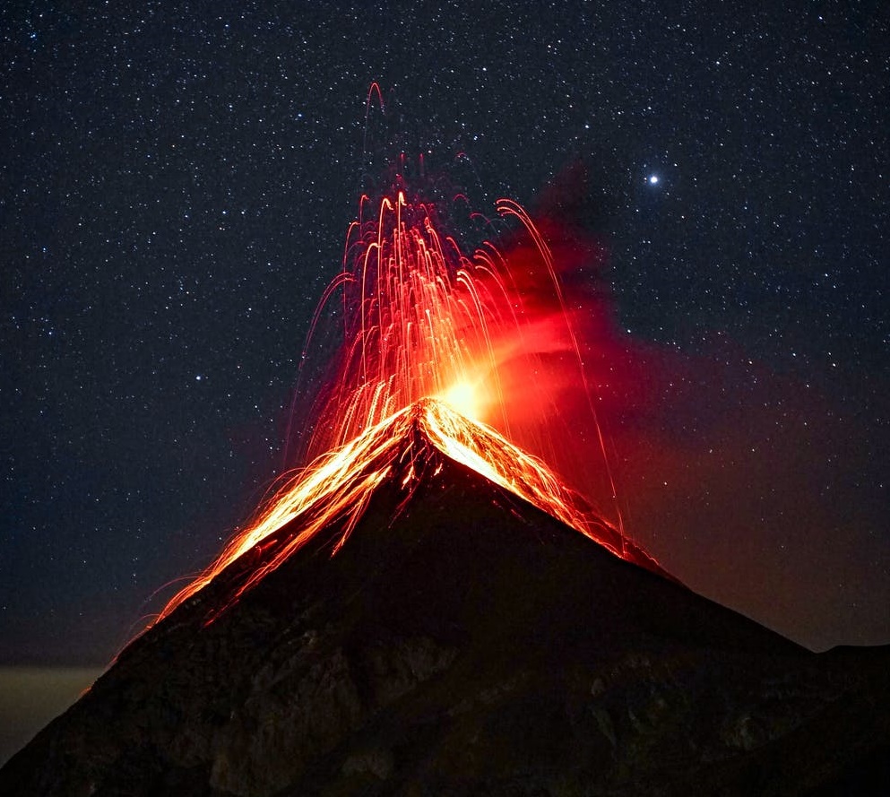 視頻時代“碎鈔機”：抖音、快手、B站三方鏖戰(zhàn)-鋒巢網(wǎng)