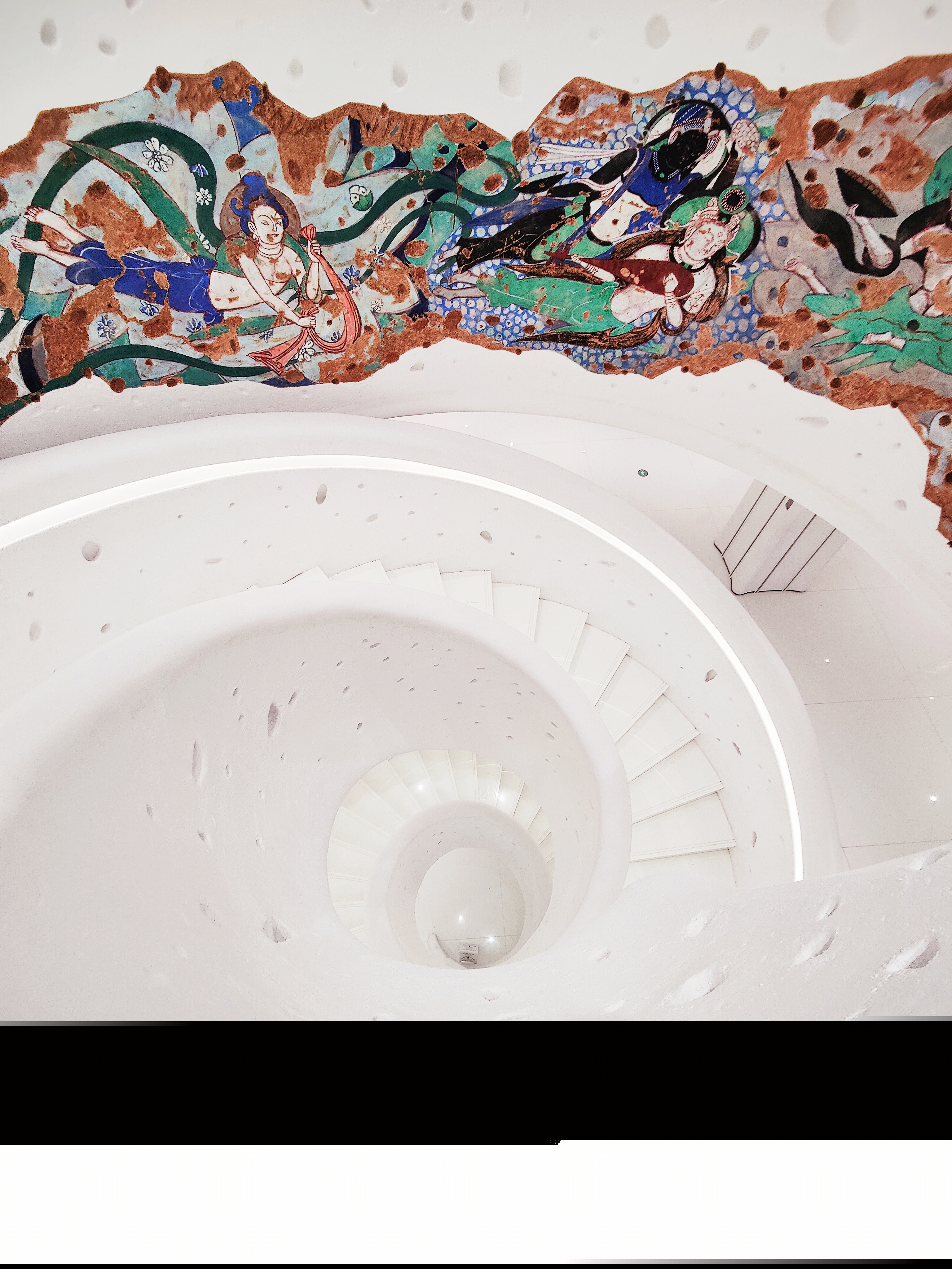 一加9 Pro超廣角體驗(yàn):超頂?shù)挠跋裼矊?shí)力-鋒巢網(wǎng)