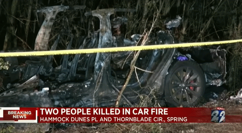 特斯拉自動(dòng)駕駛又出事了，事故致兩人死亡-鋒巢網(wǎng)