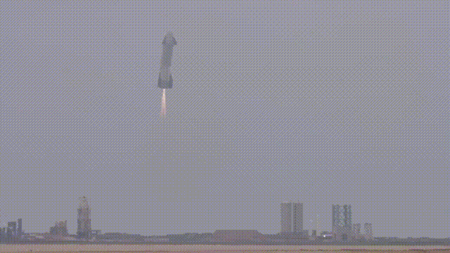 SpaceX的星艦SN15原型機成功著陸，終于不再炸了-鋒巢網