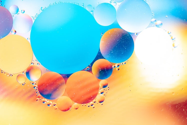 互聯(lián)網(wǎng)大廠開始拼命發(fā)錢-鋒巢網(wǎng)