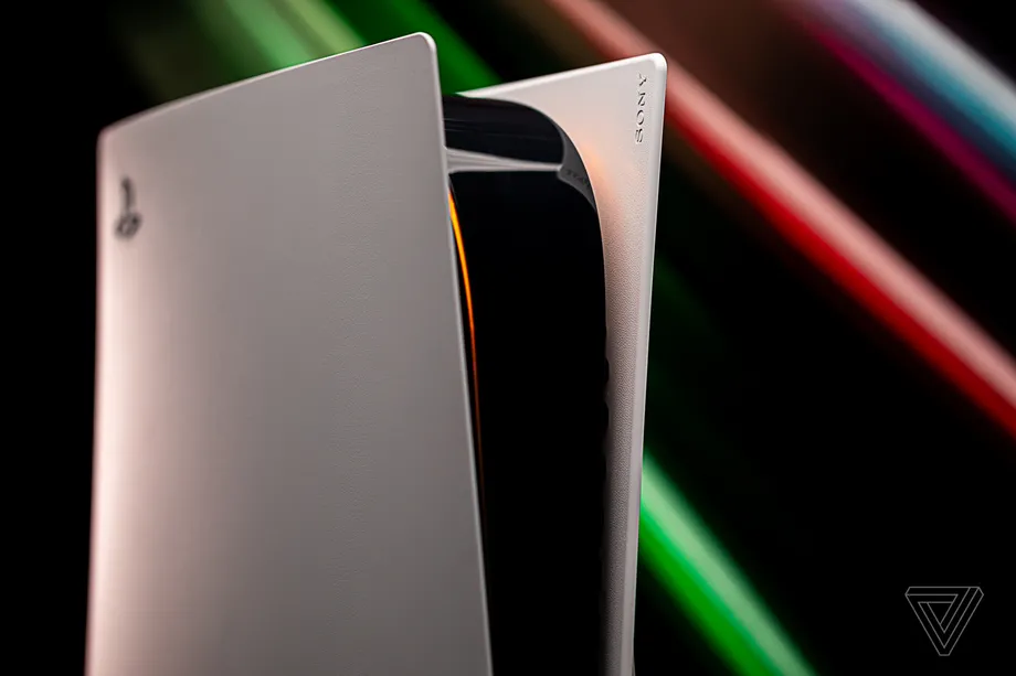 索尼新的PS5型號(hào)重量更輕，因?yàn)樗幸粋€(gè)更小的散熱片-鋒巢網(wǎng)