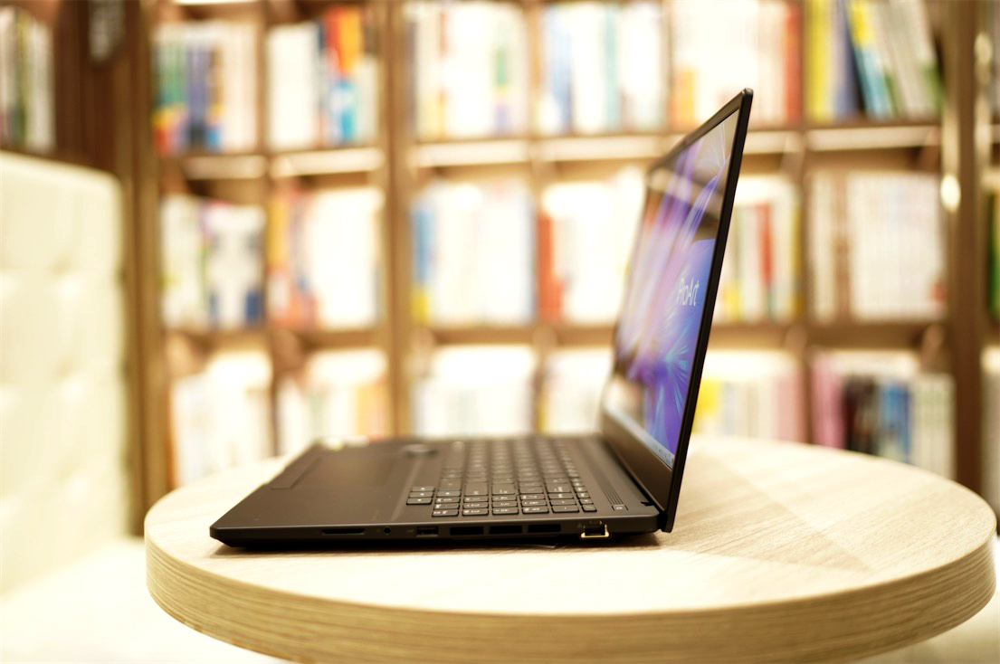 華碩ProArt 創(chuàng)16體驗(yàn):全新交互+頂級(jí)屏幕 更匹配創(chuàng)作的筆記本-鋒巢網(wǎng)