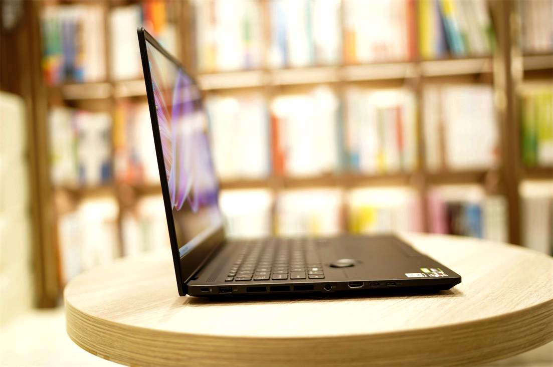 華碩ProArt 創(chuàng)16體驗(yàn):全新交互+頂級(jí)屏幕 更匹配創(chuàng)作的筆記本-鋒巢網(wǎng)