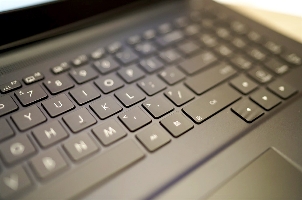 華碩ProArt 創(chuàng)16體驗(yàn):全新交互+頂級(jí)屏幕 更匹配創(chuàng)作的筆記本-鋒巢網(wǎng)