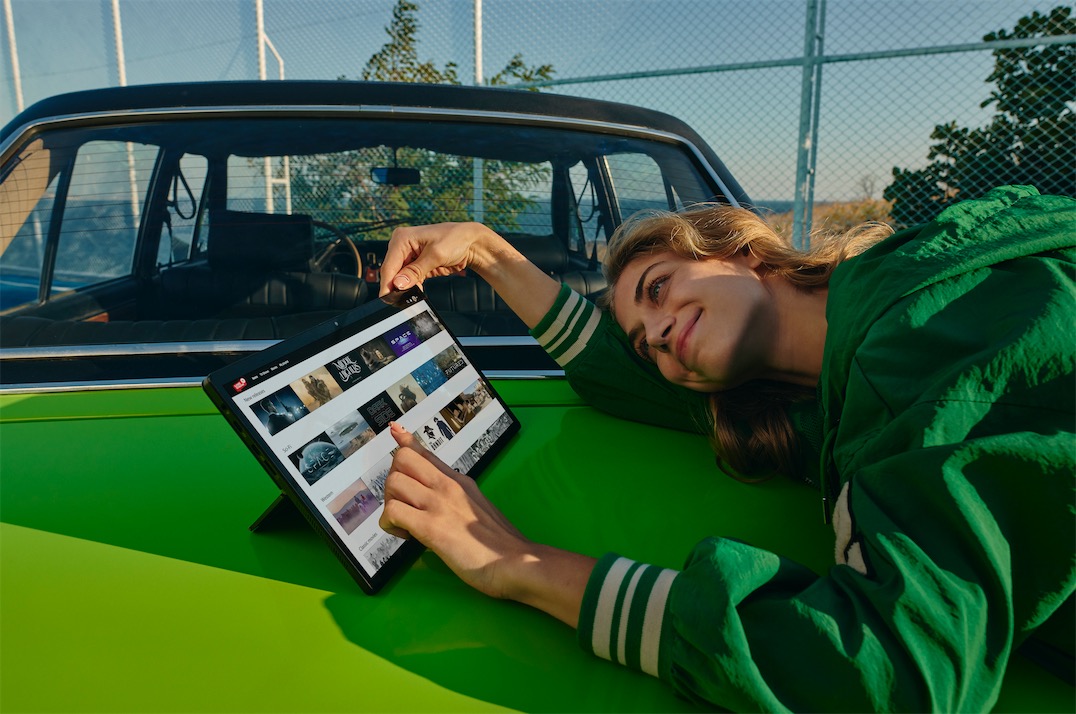 沉浸聲場體驗：華碩無畏二合一OLED觸屏筆記本影音新姿態(tài)-鋒巢網(wǎng)