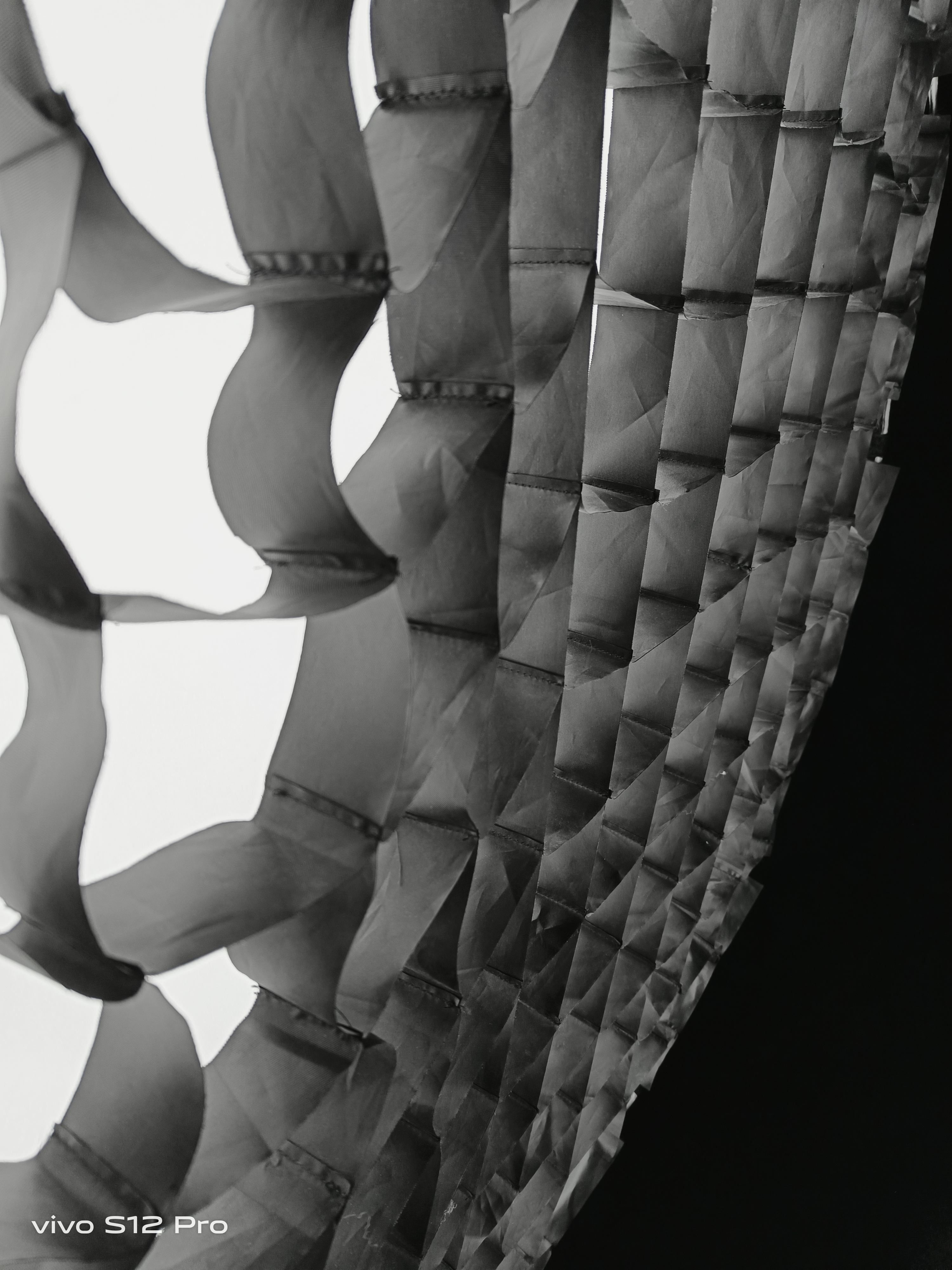 vivo S12 Pro評測：一首在冷暖交融之間流轉(zhuǎn)的華麗舞曲-鋒巢網(wǎng)